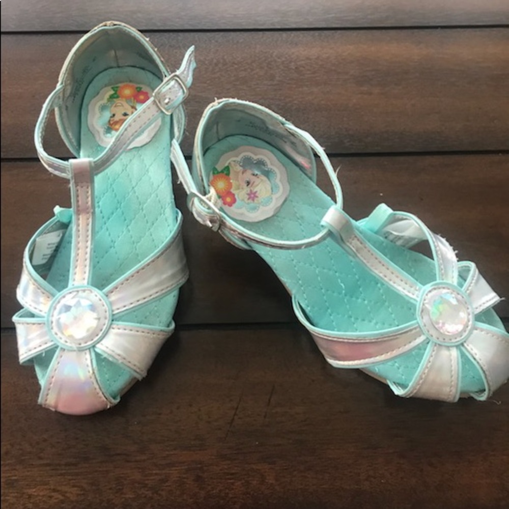 Girls Size 10 Disney store Frozen shoes